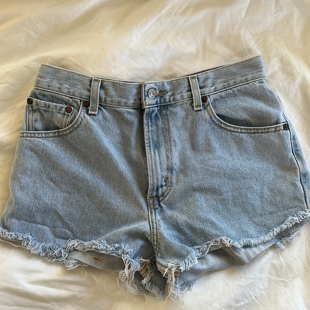 Levi’s relaxed tapered 550 denim short